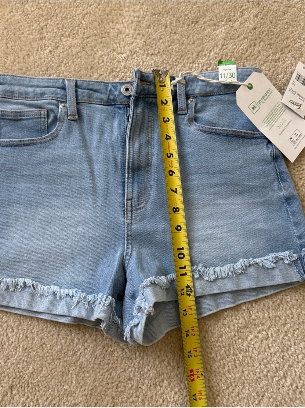 Celebrity Pink Light Blue Frayed Hem Denim Shorts sz 11